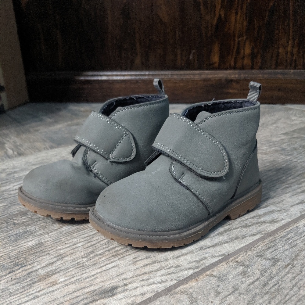 OshKosh toddler boots